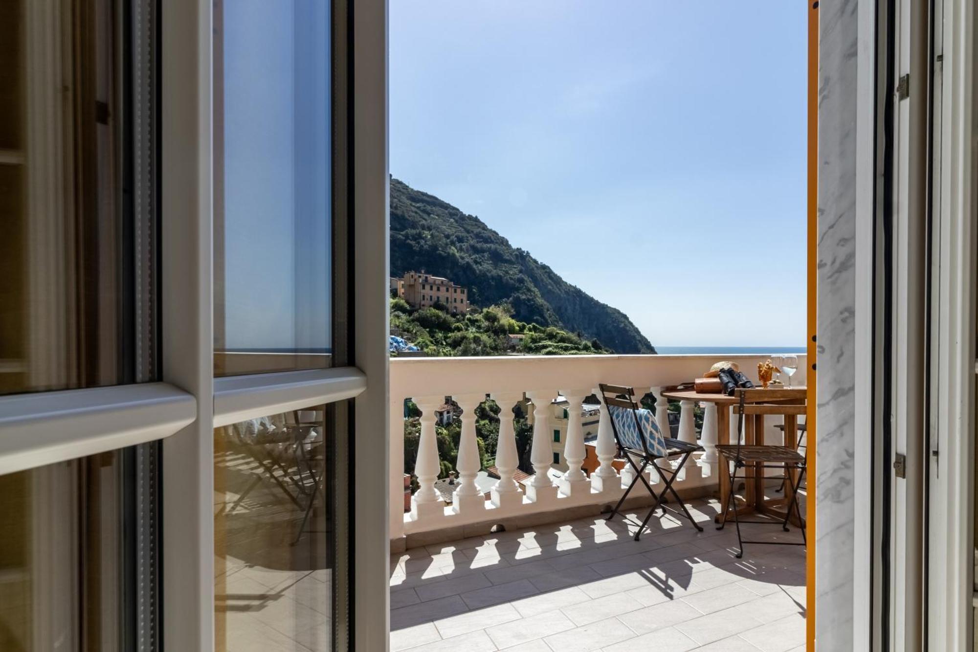 Апартаменты Giadera Penthouse 5Terreparco Риомаджиоре Экстерьер фото